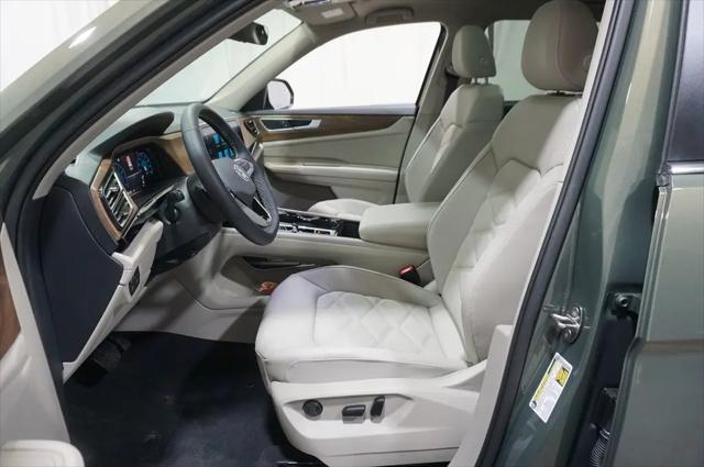 2026 Volkswagen Atlas SE with Technology