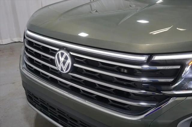 2026 Volkswagen Atlas SE with Technology