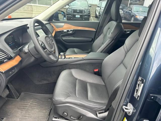 2024 Volvo XC90 Recharge T8 Plus Bright Theme 7-Seater