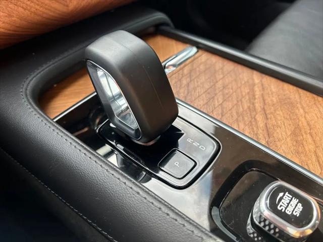 2024 Volvo XC90 Recharge T8 Plus Bright Theme 7-Seater