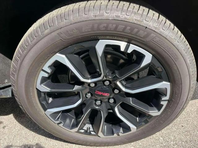 2023 GMC Yukon XL 4WD Denali