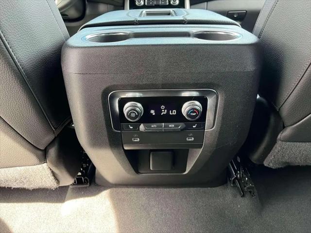 2023 GMC Yukon XL 4WD Denali