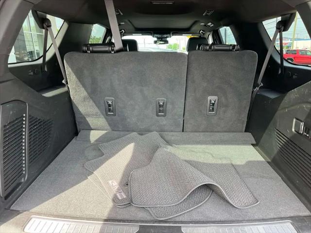 2023 GMC Yukon XL 4WD Denali