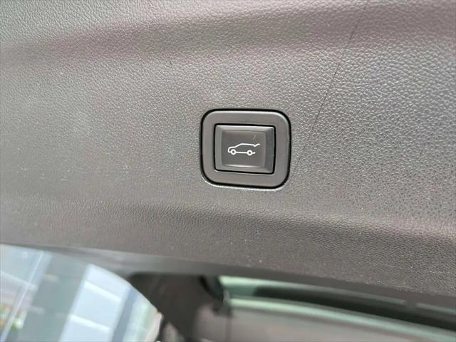 2023 GMC Yukon XL 4WD Denali
