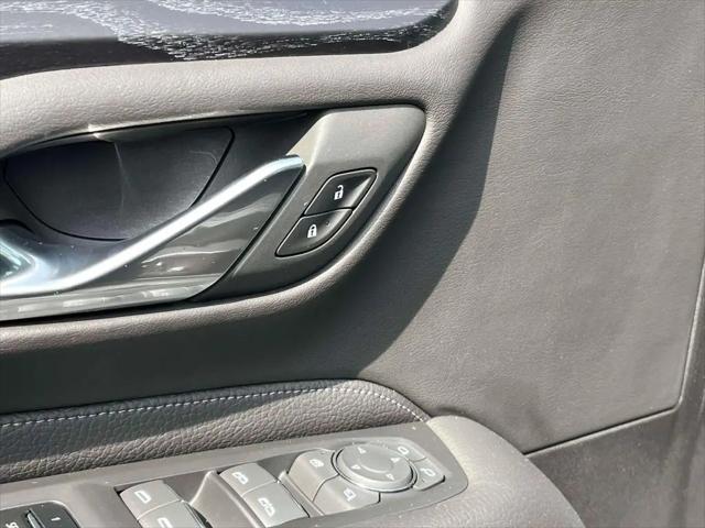 2023 GMC Yukon XL 4WD Denali