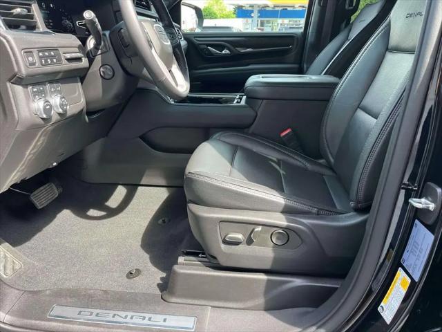 2023 GMC Yukon XL 4WD Denali