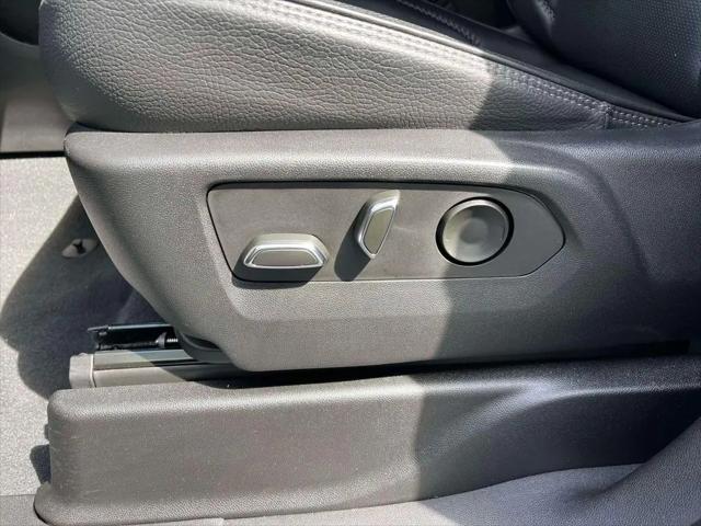 2023 GMC Yukon XL 4WD Denali