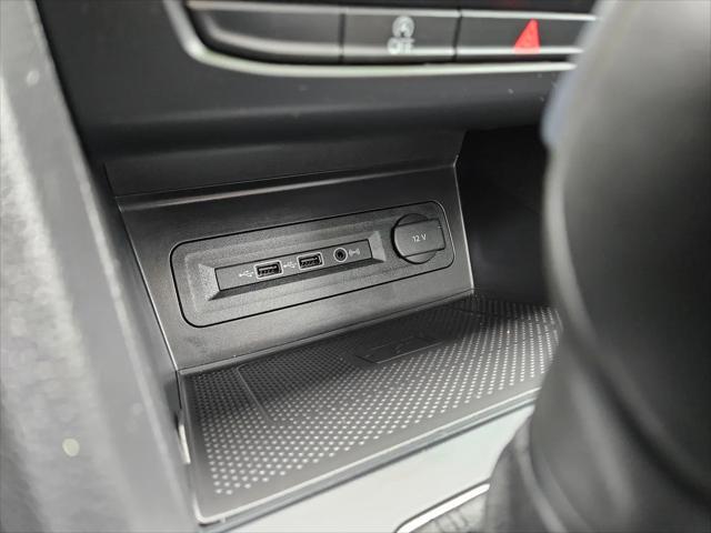 2021 Volkswagen Atlas 3.6L V6 SE w/Technology R-Line
