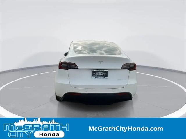 2022 Tesla Model Y Long Range Dual Motor All-Wheel Drive