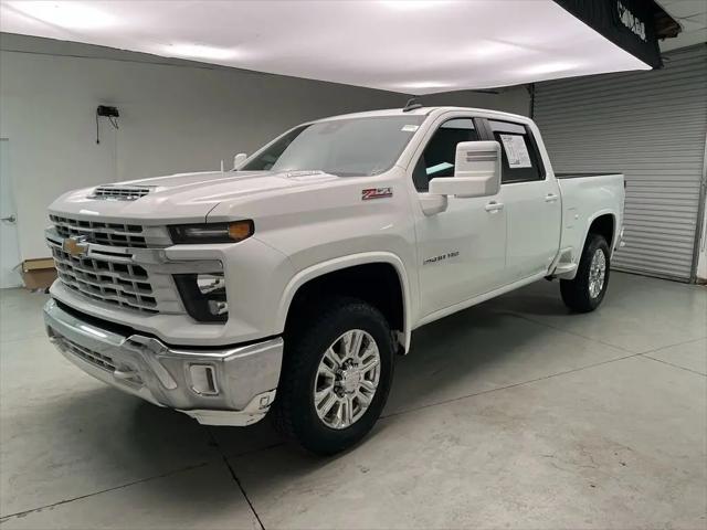 2024 Chevrolet Silverado 2500HD 4WD Crew Cab Standard Bed LT