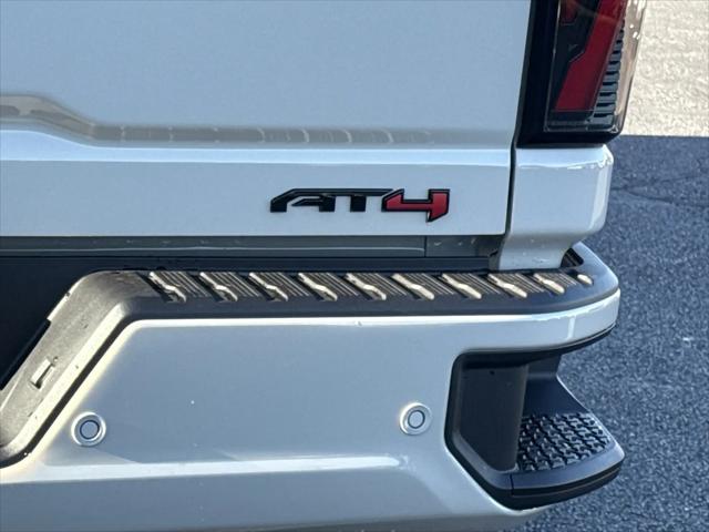 2026 GMC Sierra 2500HD Crew Cab, Standard Bed, AT4, 4WD