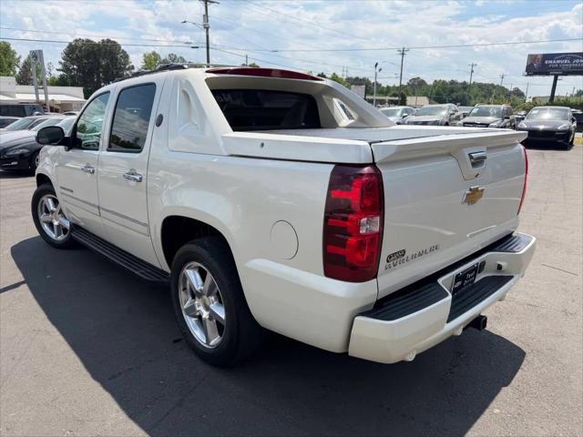 2013 Chevrolet Avalanche LTZ