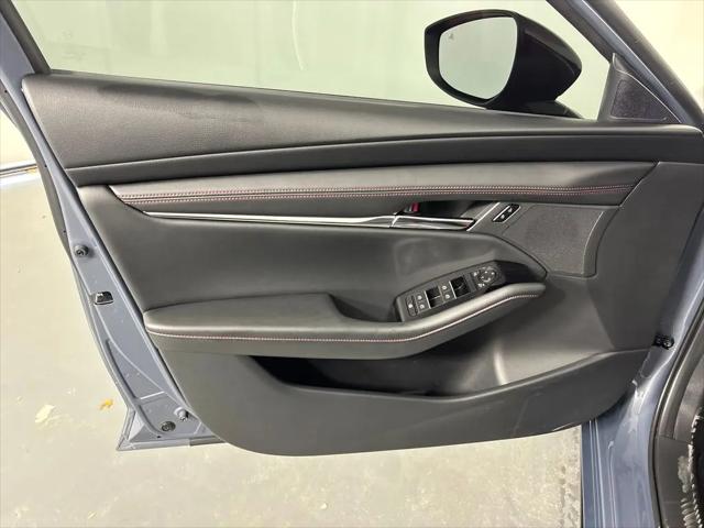 2025 Mazda Mazda3 2.5 S Carbon Edition