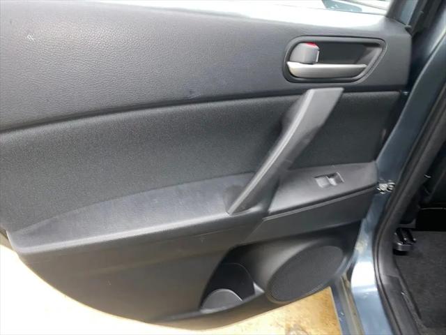 2012 Mazda Mazda3 i Touring