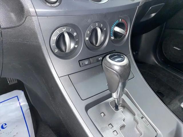 2012 Mazda Mazda3 i Touring