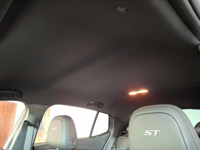 2024 Buick NV Sport Touring FWD