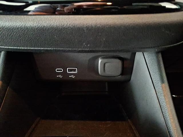 2024 Buick NV Sport Touring FWD