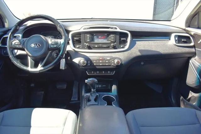2016 Kia Sorento 2.4L LX