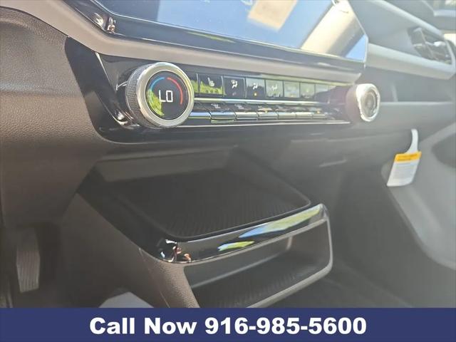 2027 Chevrolet Bolt LT FWD
