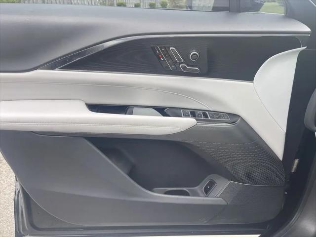 2024 Cadillac iQ Luxury w/1SC