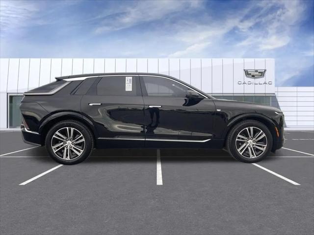 2024 Cadillac iQ Luxury w/1SC