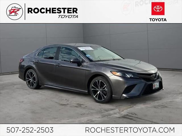 2018 Toyota Camry SE for sale in Rochester, MN
