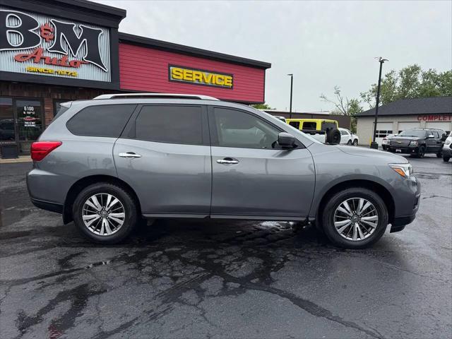 2020 Nissan Pathfinder S 2WD