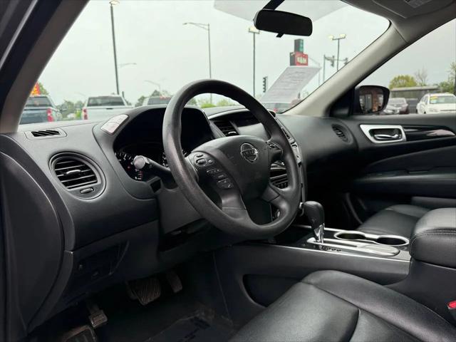2020 Nissan Pathfinder S 2WD