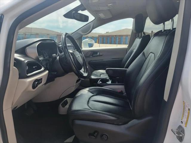 2020 Chrysler Pacifica Touring L