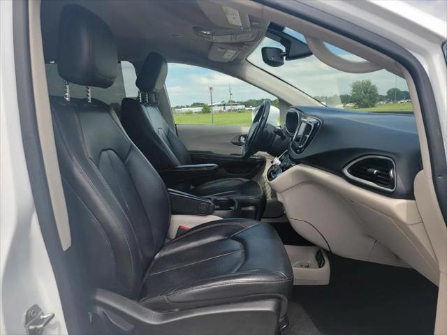 2020 Chrysler Pacifica Touring L