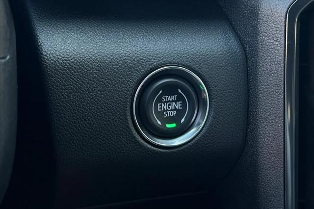 2026 GMC Acadia AT4 AWD