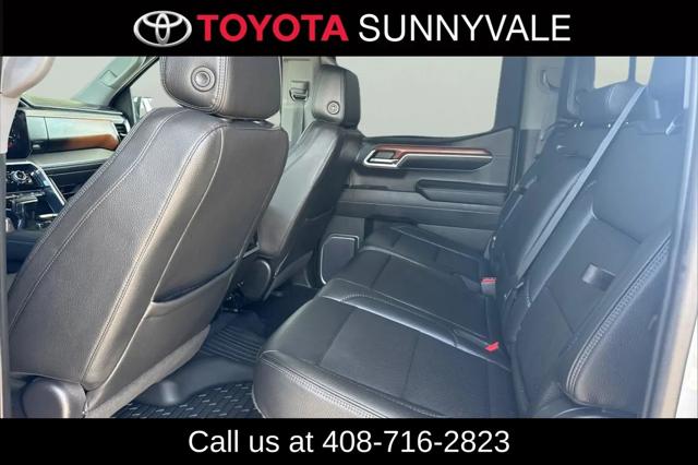 2023 GMC Sierra 1500 4WD Crew Cab Short Box Denali