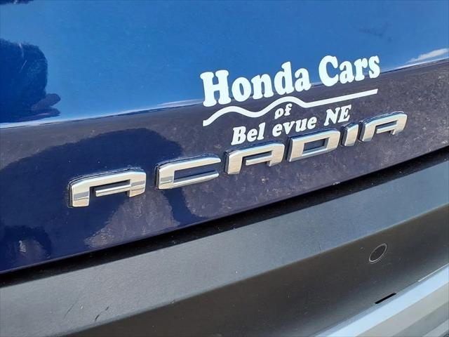 2023 GMC Acadia AWD SLT