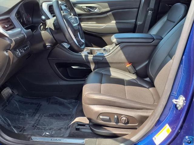 2023 GMC Acadia AWD SLT