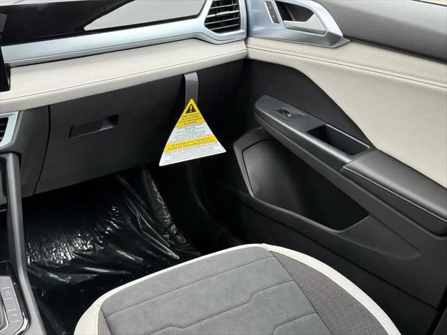 2026 Volkswagen Taos SE