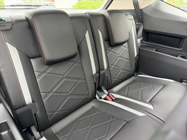 2026 Volkswagen Atlas Peak Edition