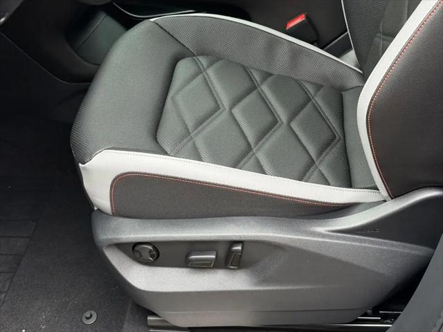 2026 Volkswagen Atlas Peak Edition