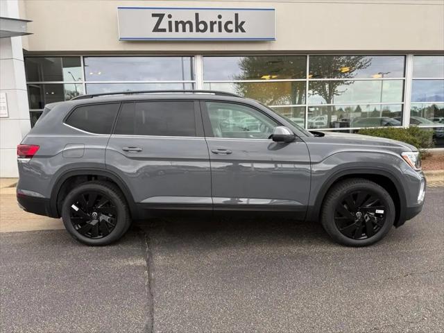 2026 Volkswagen Atlas SE with Technology