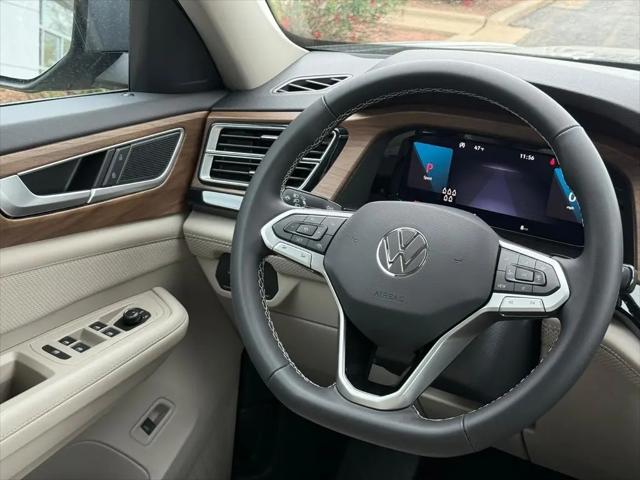 2026 Volkswagen Atlas SE with Technology