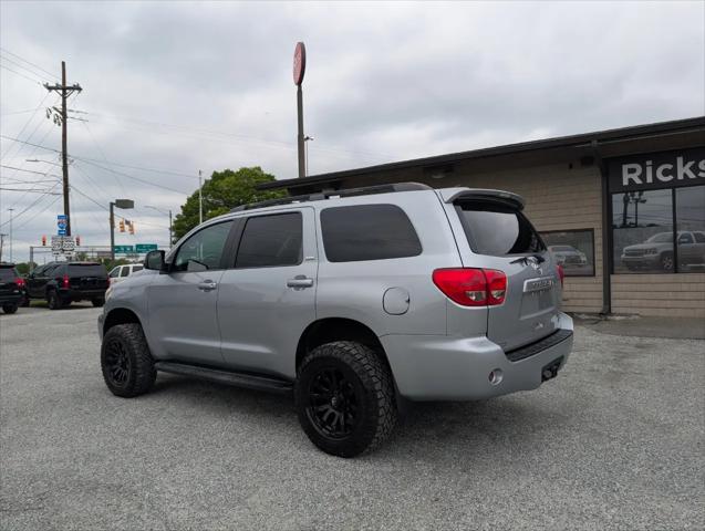 2015 Toyota Sequoia SR5 5.7L V8