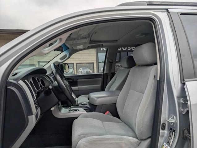2015 Toyota Sequoia SR5 5.7L V8