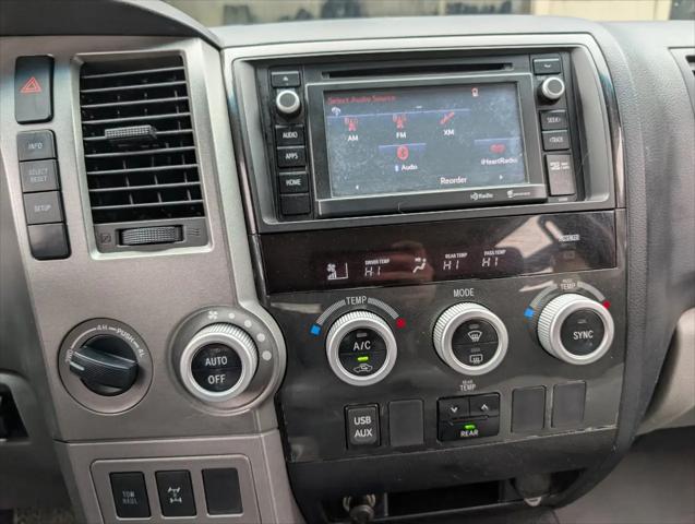 2015 Toyota Sequoia SR5 5.7L V8