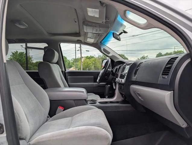 2015 Toyota Sequoia SR5 5.7L V8