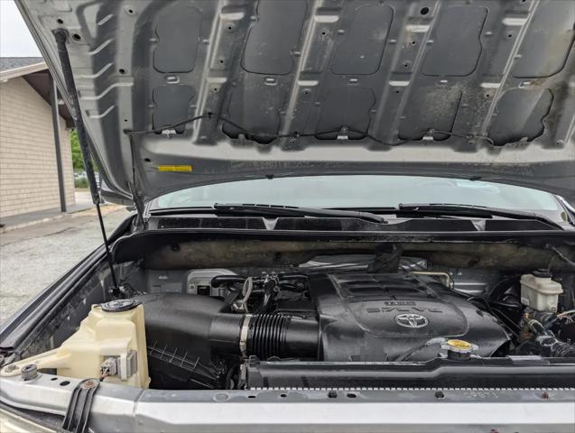 2015 Toyota Sequoia SR5 5.7L V8