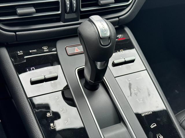 2026 Porsche Macan Unknown