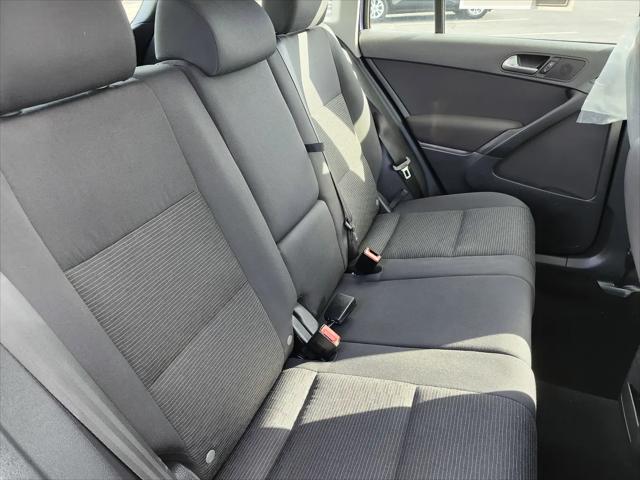 2015 Volkswagen Tiguan S