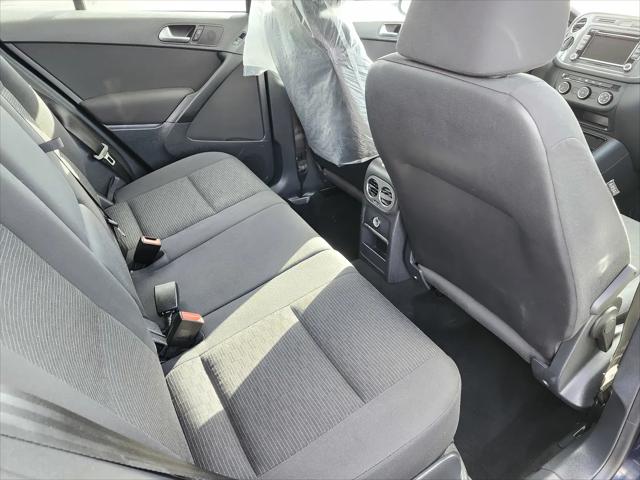 2015 Volkswagen Tiguan S