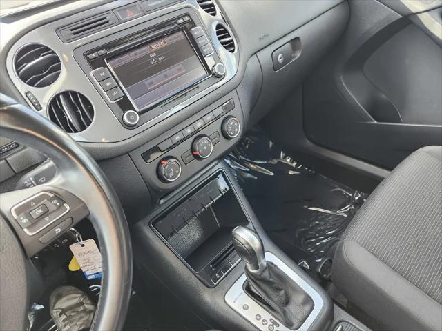 2015 Volkswagen Tiguan S