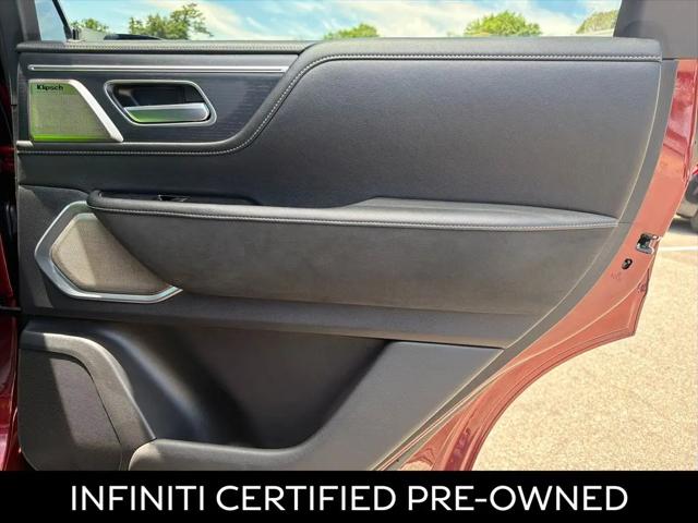 2025 INFINITI QX80 SENSORY AWD