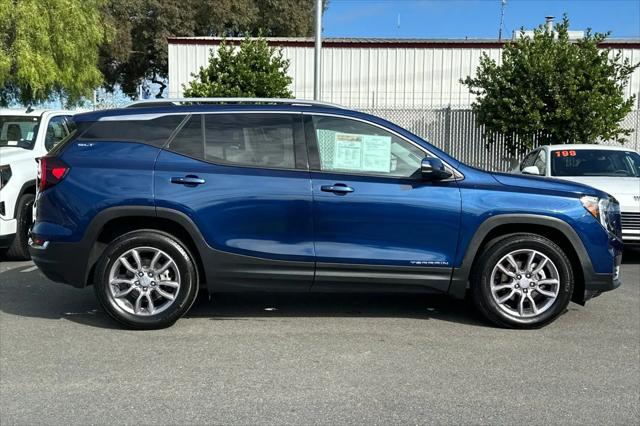 2023 GMC Terrain FWD SLT